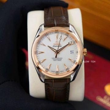 Speedmaster 38.5mm 231.23.39.21.02.002 18K yellow gold bezel